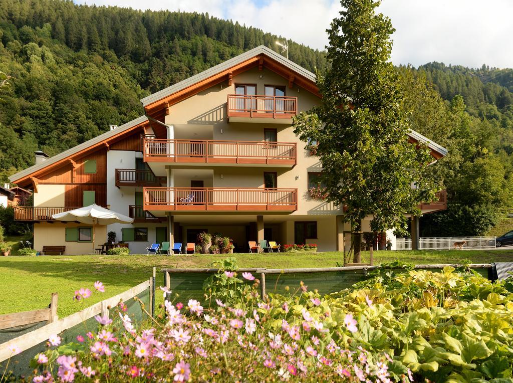 La Casa Al Noce Aparthotel Mezzana  Szoba fotó